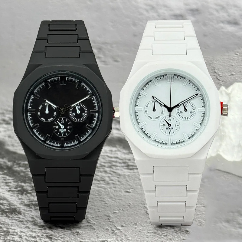 Luxury Watch Exchange - Ünlü Marka Sahte Üç Gözlü Kadran