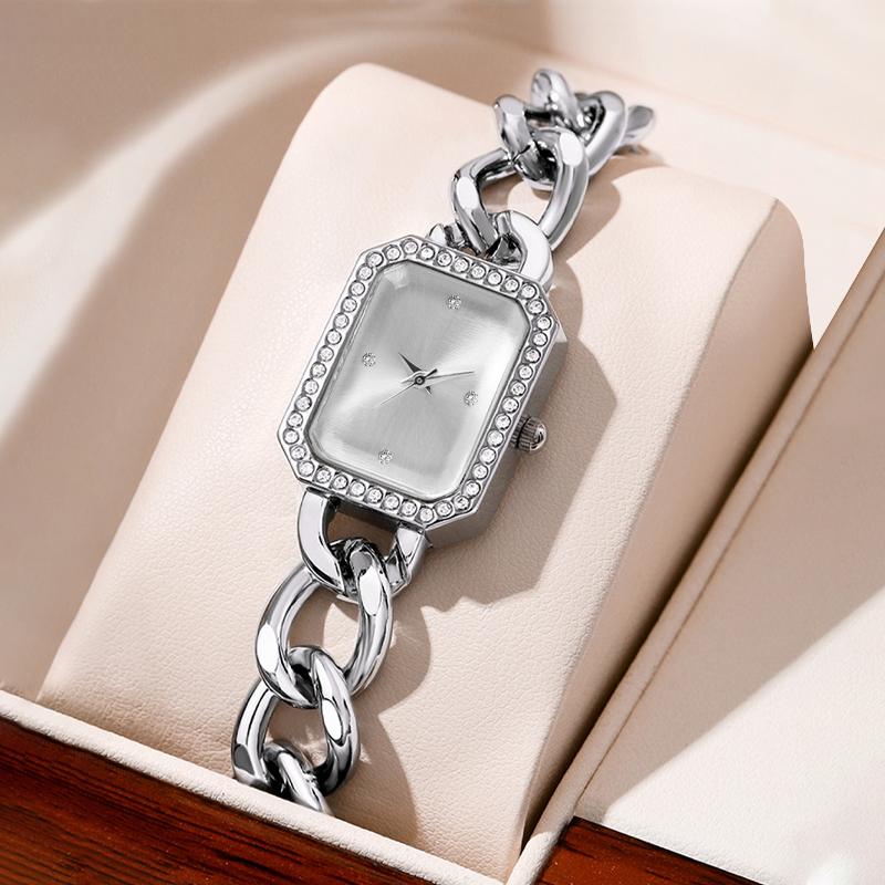 Gizemli kutuda 1 adet rastgele - Luxury Watch & Jewellery incelemesi ve fiyatı