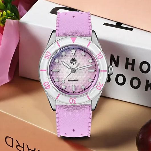 San Martin Kadın Kuvars İzle 3 - Guilloché Dial Watch incelemesi ve fiyatı