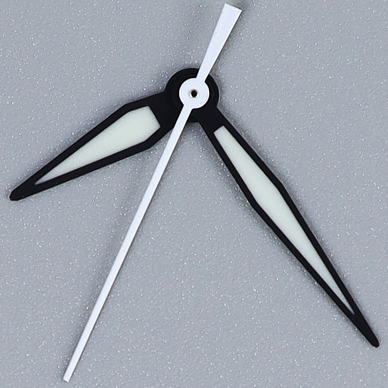 Yüksek kaliteli saat ibreleri  - Automatic Pilot Watch incelemesi ve fiyatı