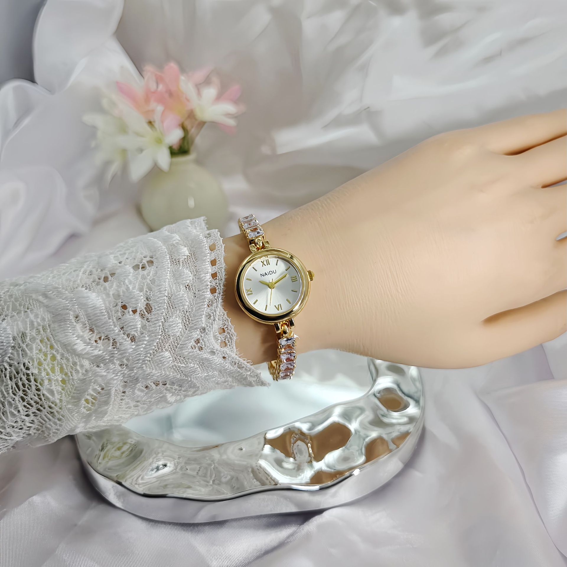 Kadınlar için Yeni Moda Elmas  - Luxury Watch Level incelemesi ve fiyatı